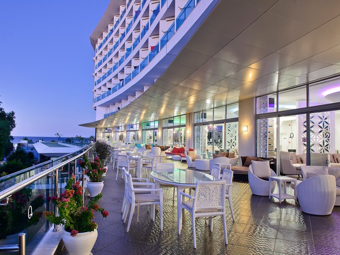 Q Premium Resort photo